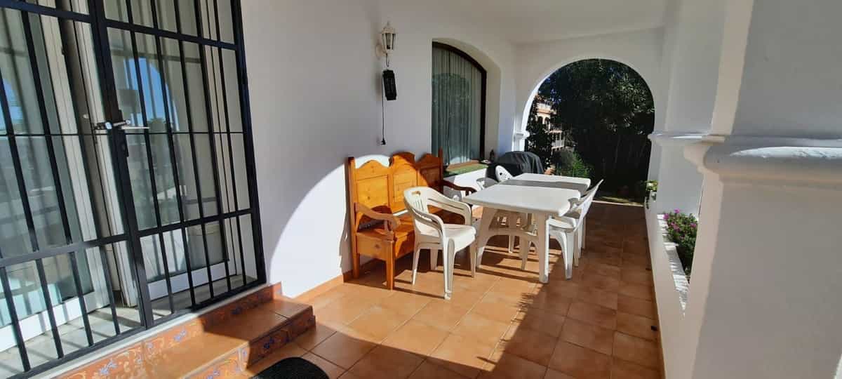 σπίτι σε Las Lagunas de Mijas, Andalucía 11184244