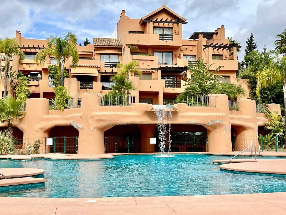 Condominium in El Angel, Andalusia 11184349