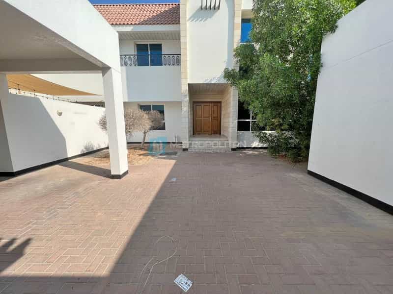 Huis in Dubai, Dubai 11184943