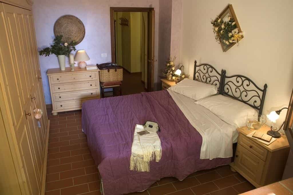 Osakehuoneisto sisään Certaldo, Tuscany 11185219