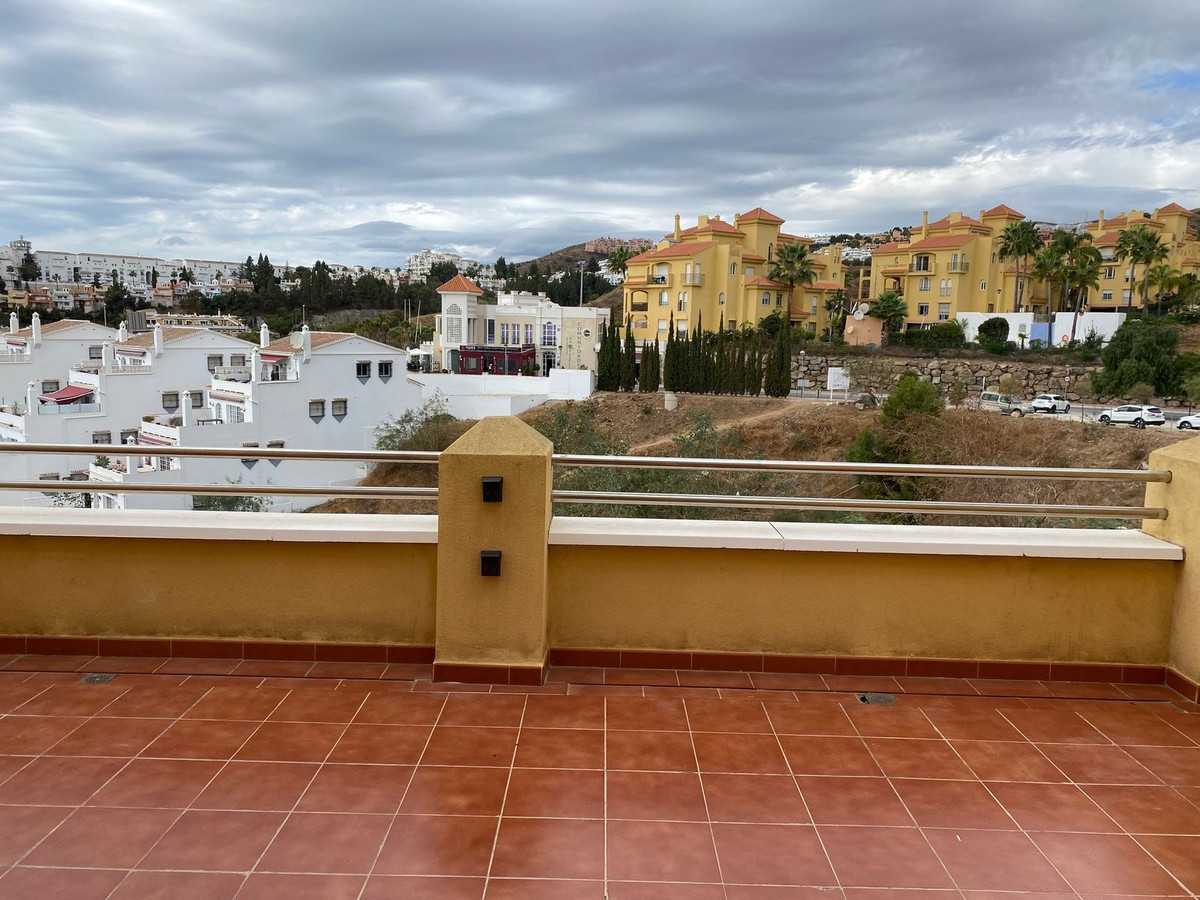 House in Fuengirola, Andalusia 11185540