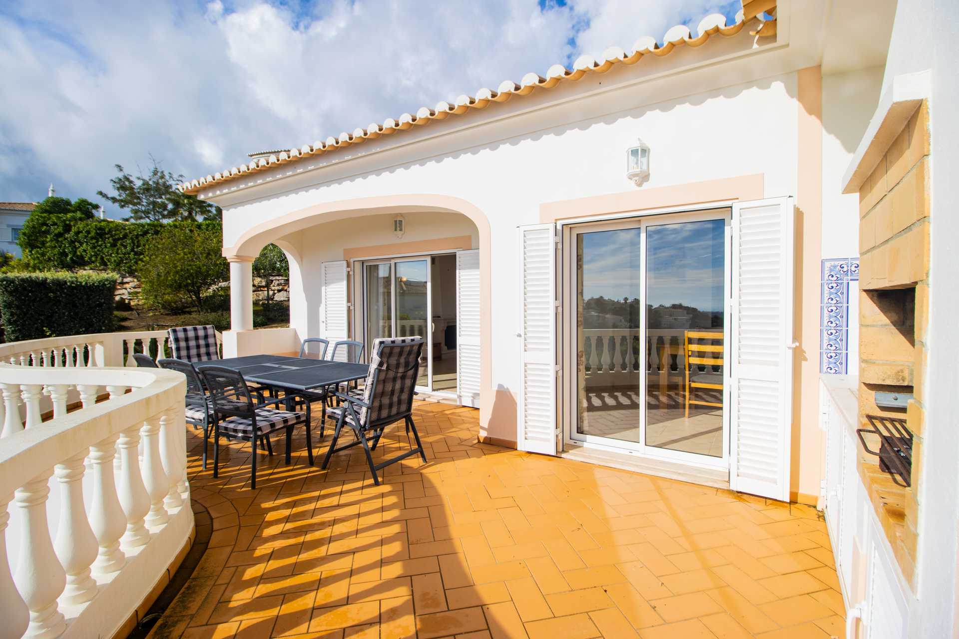 House in Budens, Faro 11185672