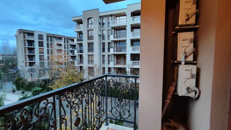 Condominium in , Burgas 11186866