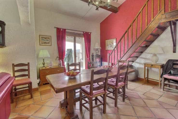 Dom w Montauroux, Provence-Alpes-Côte d'Azur 11187117