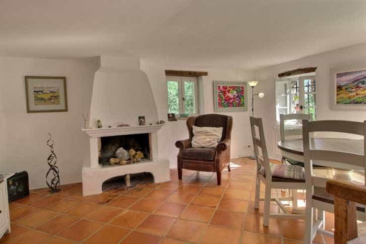 σπίτι σε Fayence, Provence-Alpes-Côte d'Azur 11187165