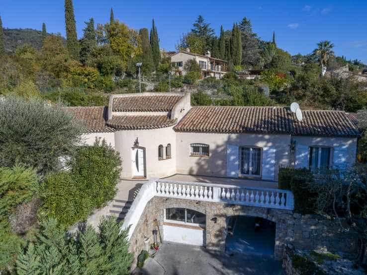 rumah dalam Auribeau-sur-Siagne, Provence-Alpes-Côte d'Azur 11187196