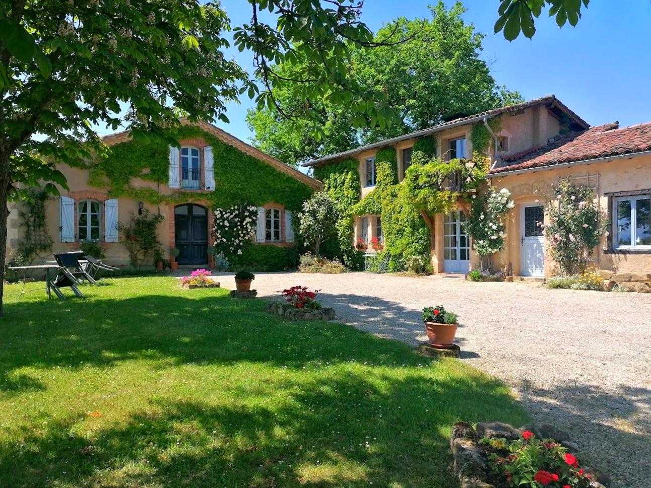 بيت في Seissan, Occitanie 11187412