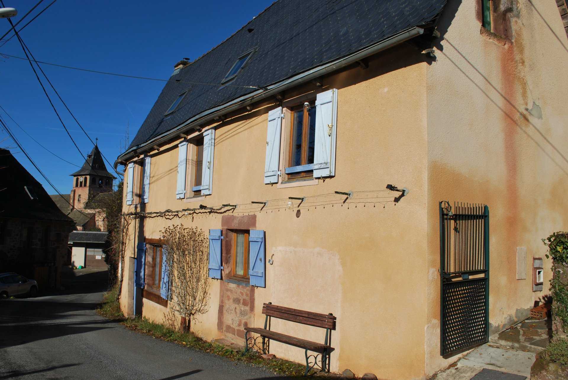 casa no Saint-Cyprien-sur-Dourdou, Occitânia 11187489