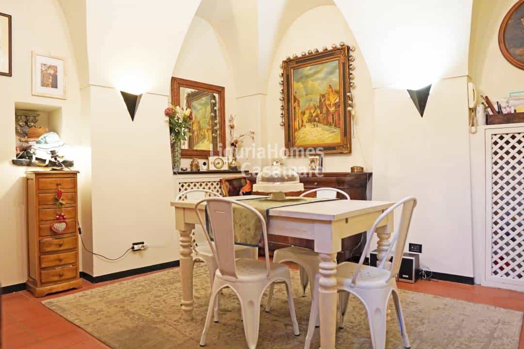 Rumah di Cipressa, Liguria 11187492