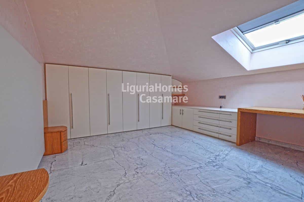 Condominium dans Bordighera, Liguria 11187496