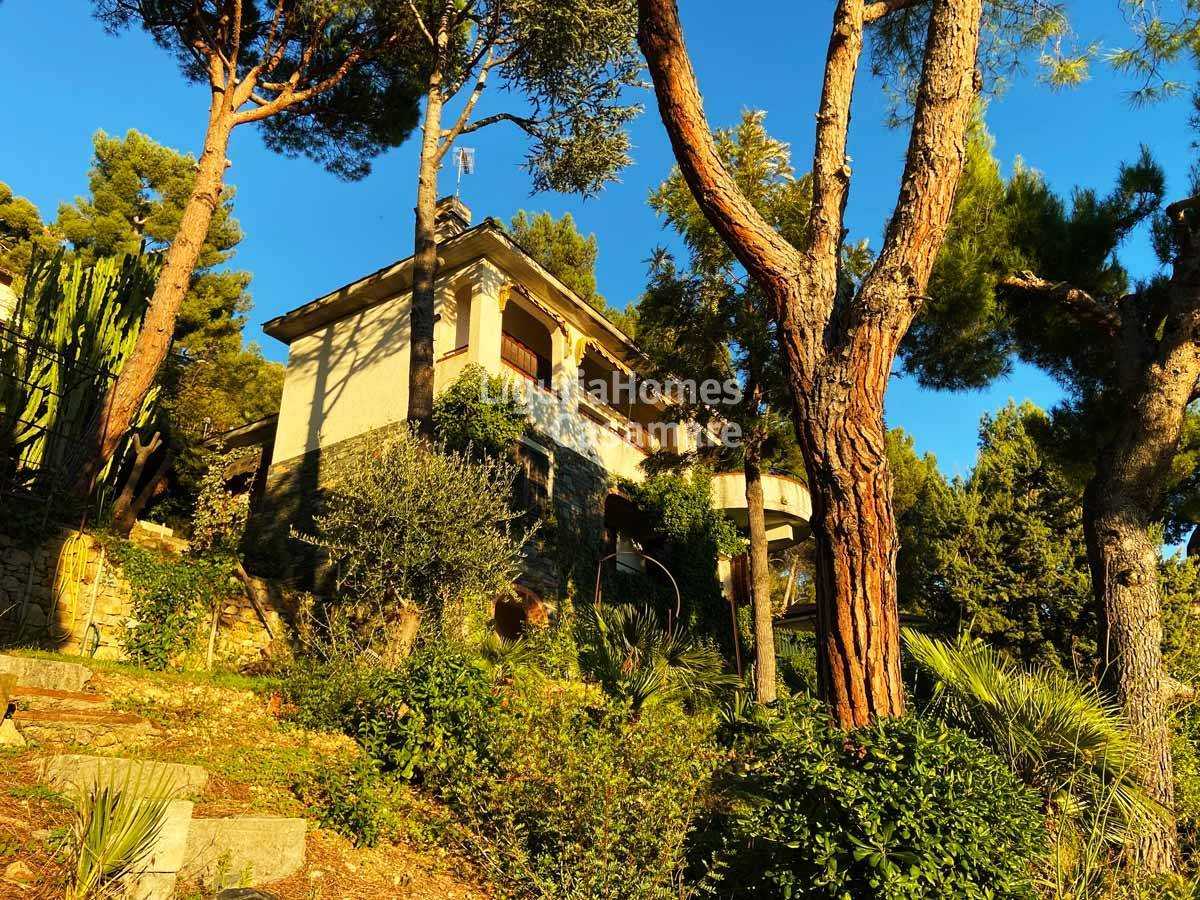 Dom w Bordighera, Liguria 11187498