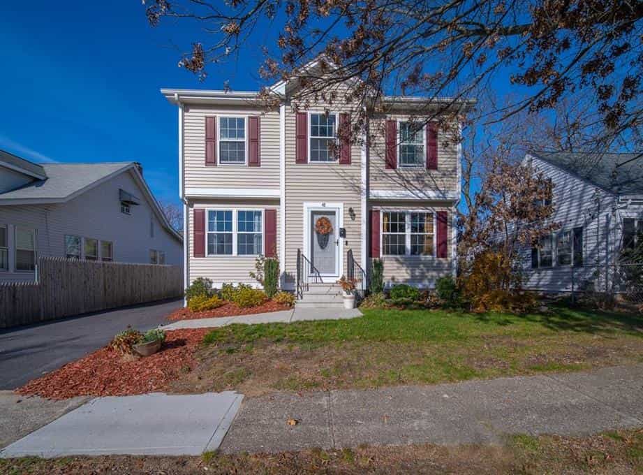 House in Pawtucket, Rhode Island 11188290