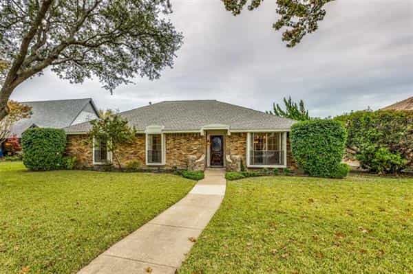 House in Richardson, Texas 11188345