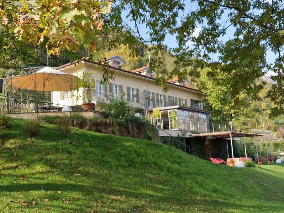 House in Stresa, Piedmont 11188399