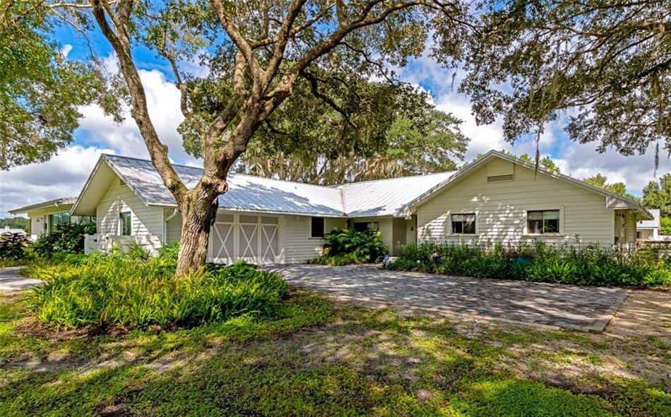 House in Utopia, Florida 11188701