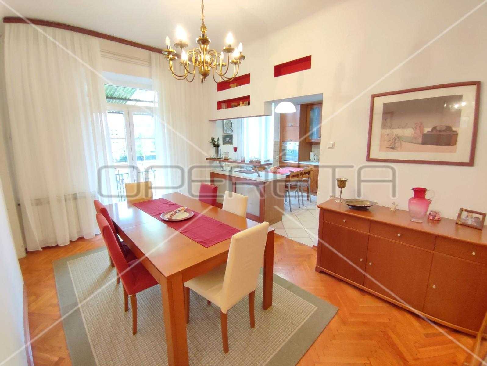 Condominium in Zagreb, Zagreb, Grad 11189380