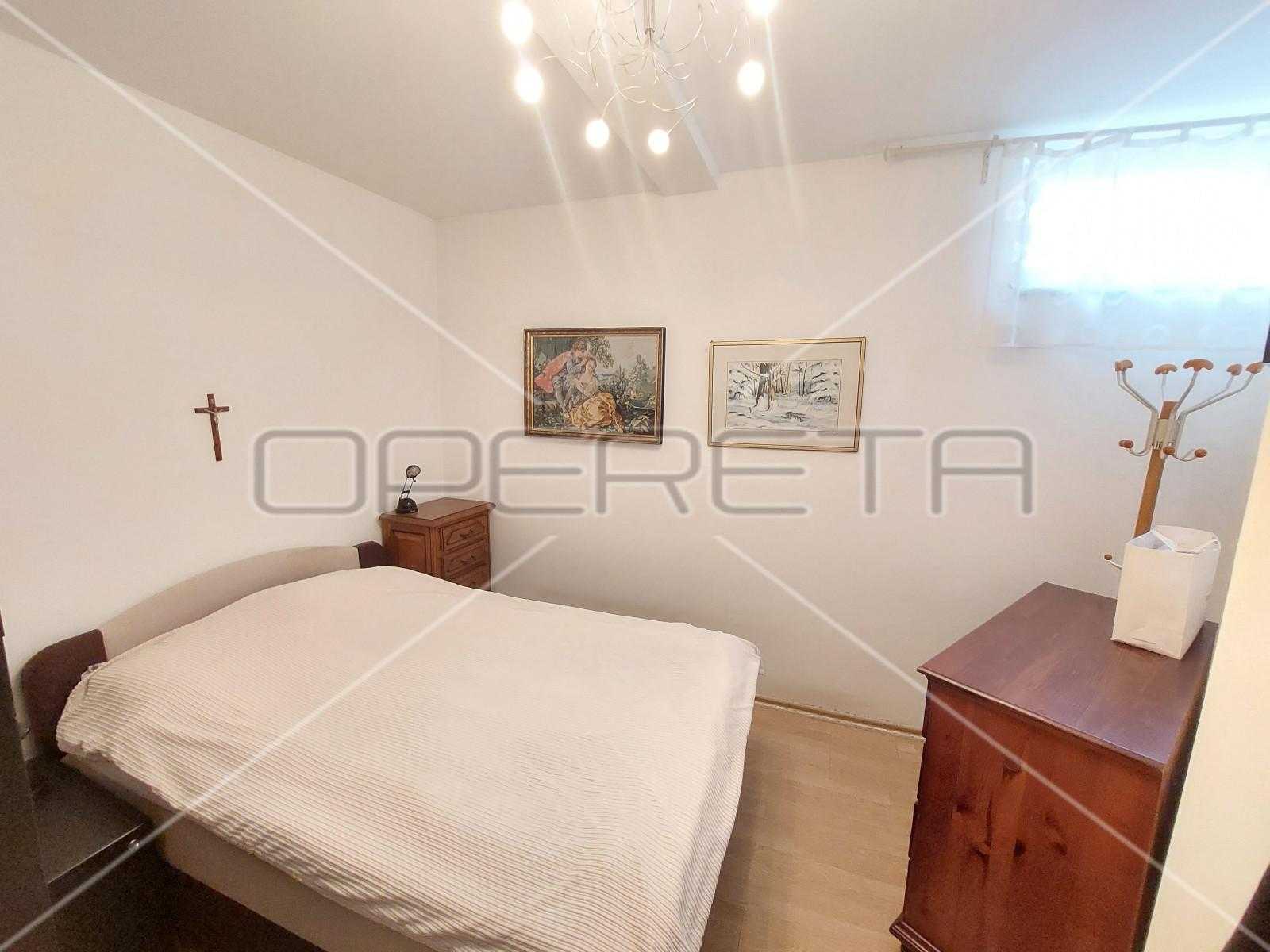 Condominium in Zagreb,  11189401