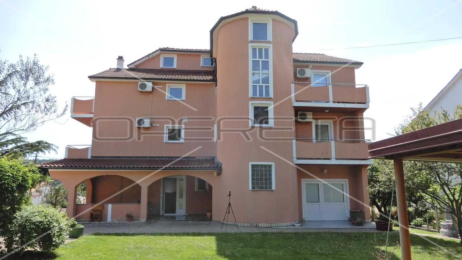 жилой дом в Раб, Приморско-Горанская Зупания 11189444