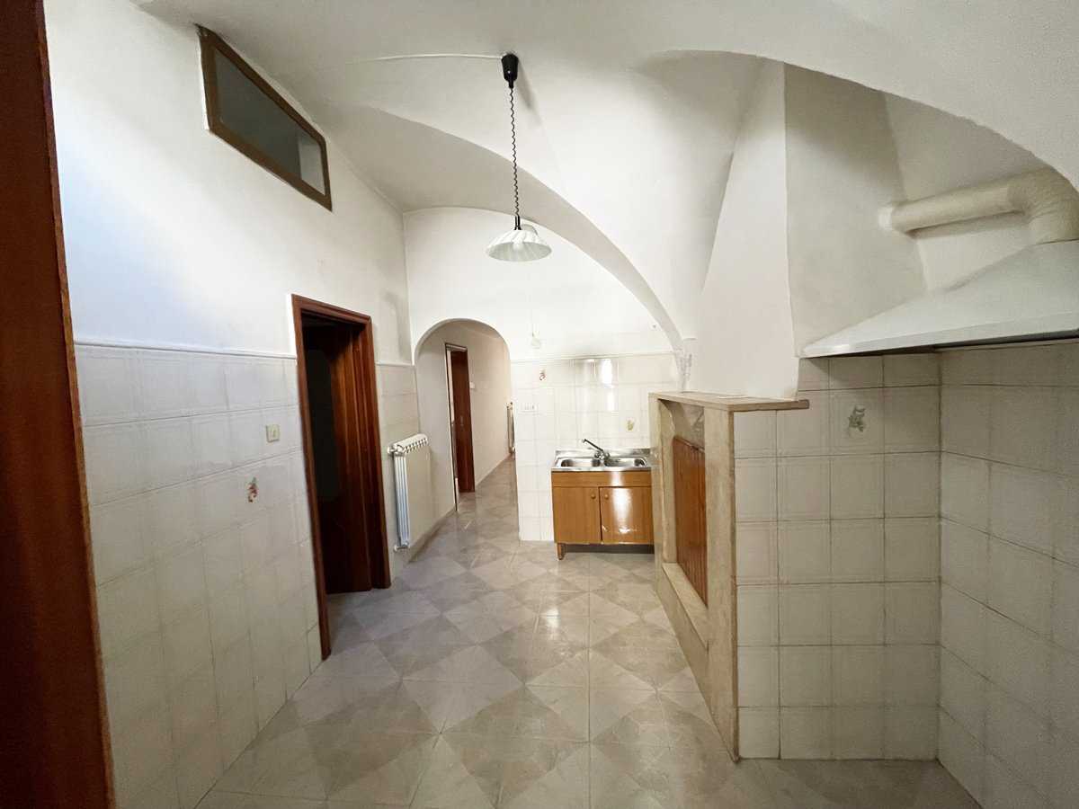 rumah dalam Oria, Puglia 11190086