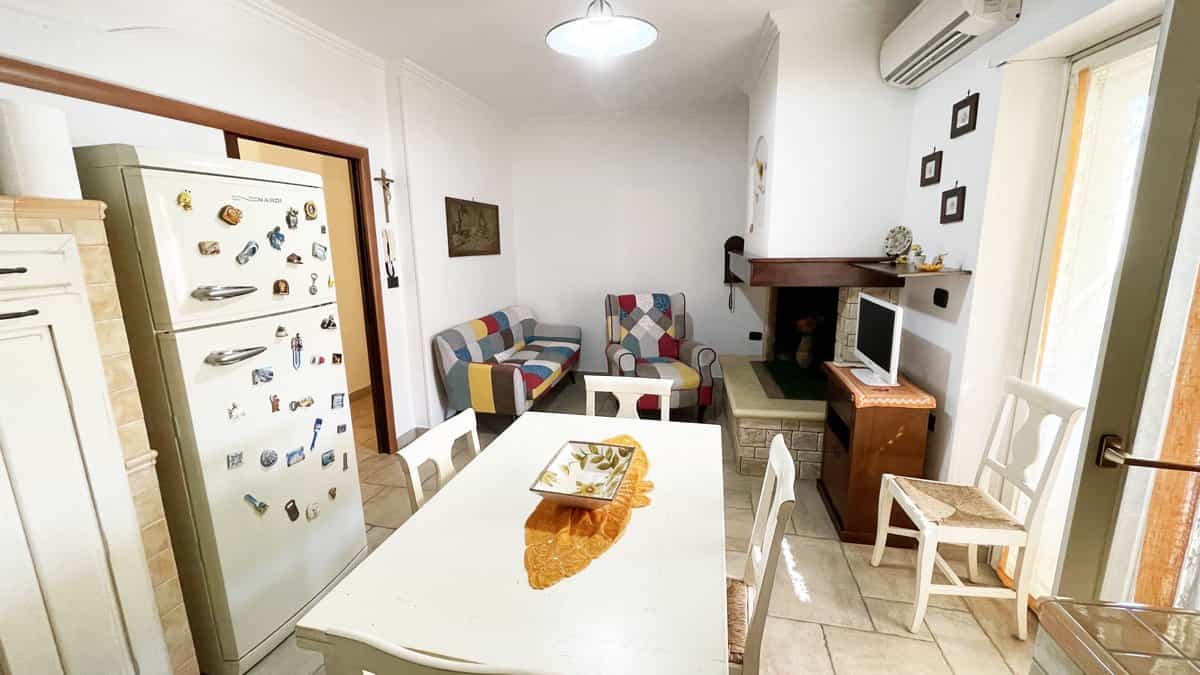 Eigentumswohnung im Oria, Puglia 11190087