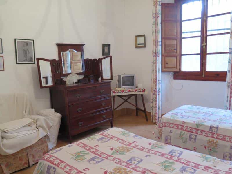 मकान में Algeciras, Andalucía 11190214