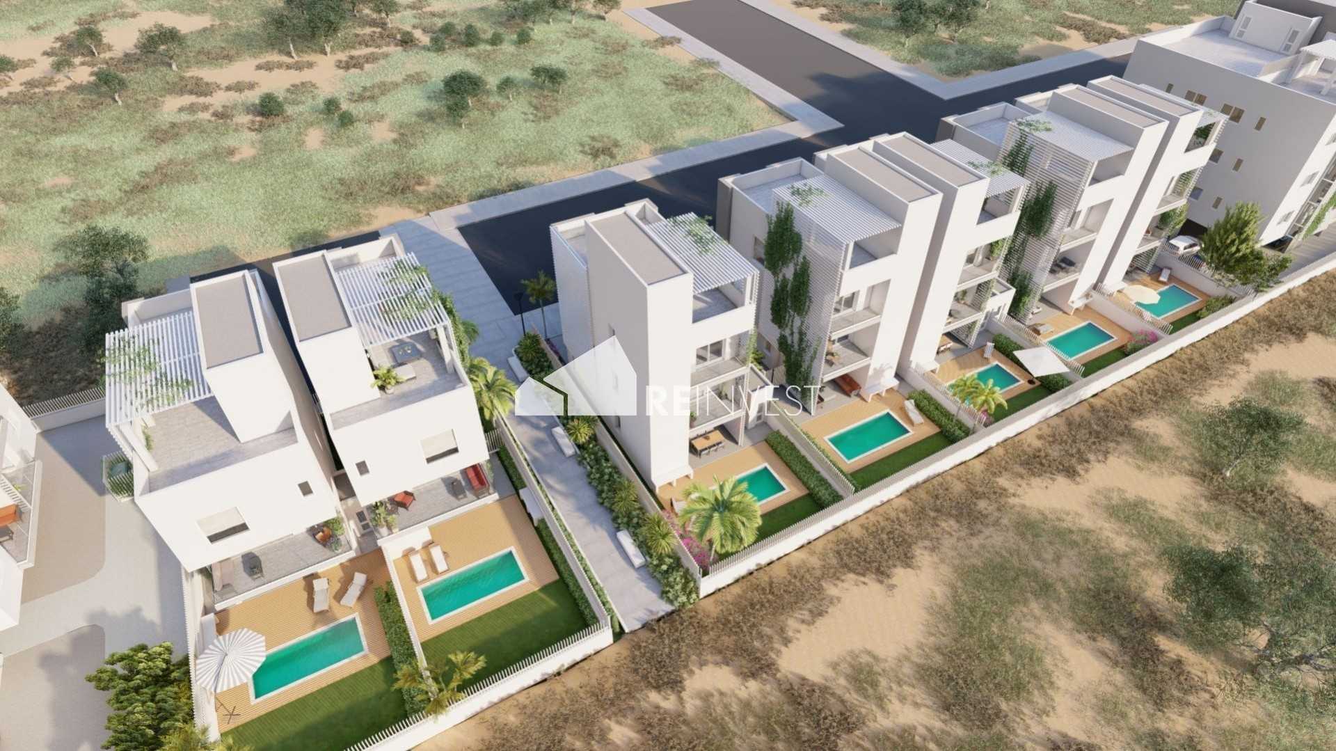Condominium in Aradippou, Larnaca 11190443