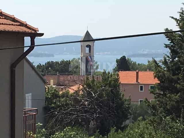 Hus i Sveti Filip i Jakov, Zadarska županija 11190458