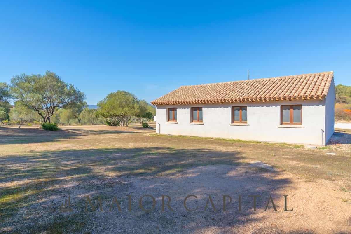 House in Olbia, Sardinia 11190529