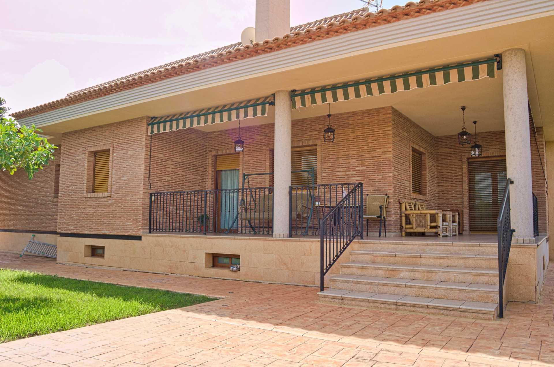 House in Sant Vicent del Raspeig, Comunidad Valenciana 11190640