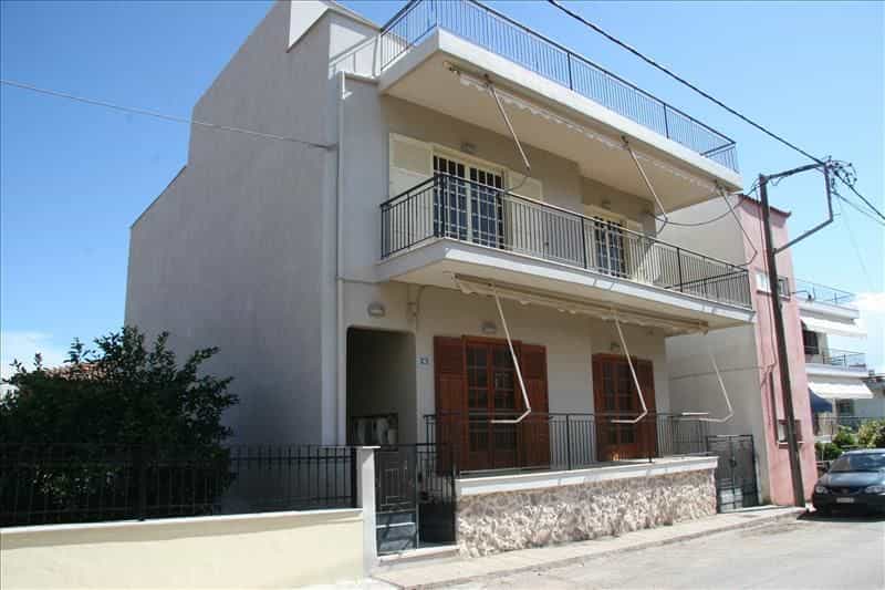 House in Amarynthos,  11192239