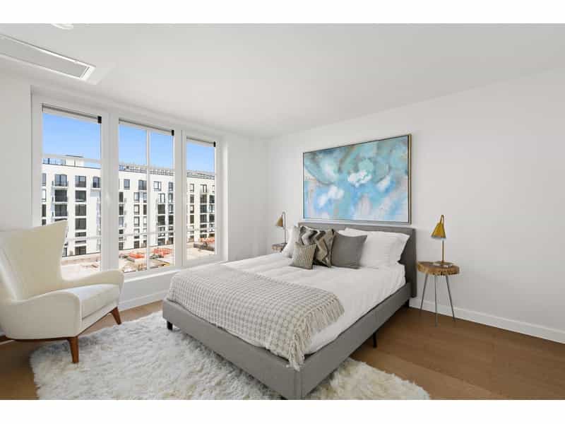 Condominium in Manhattan, New York 11192600