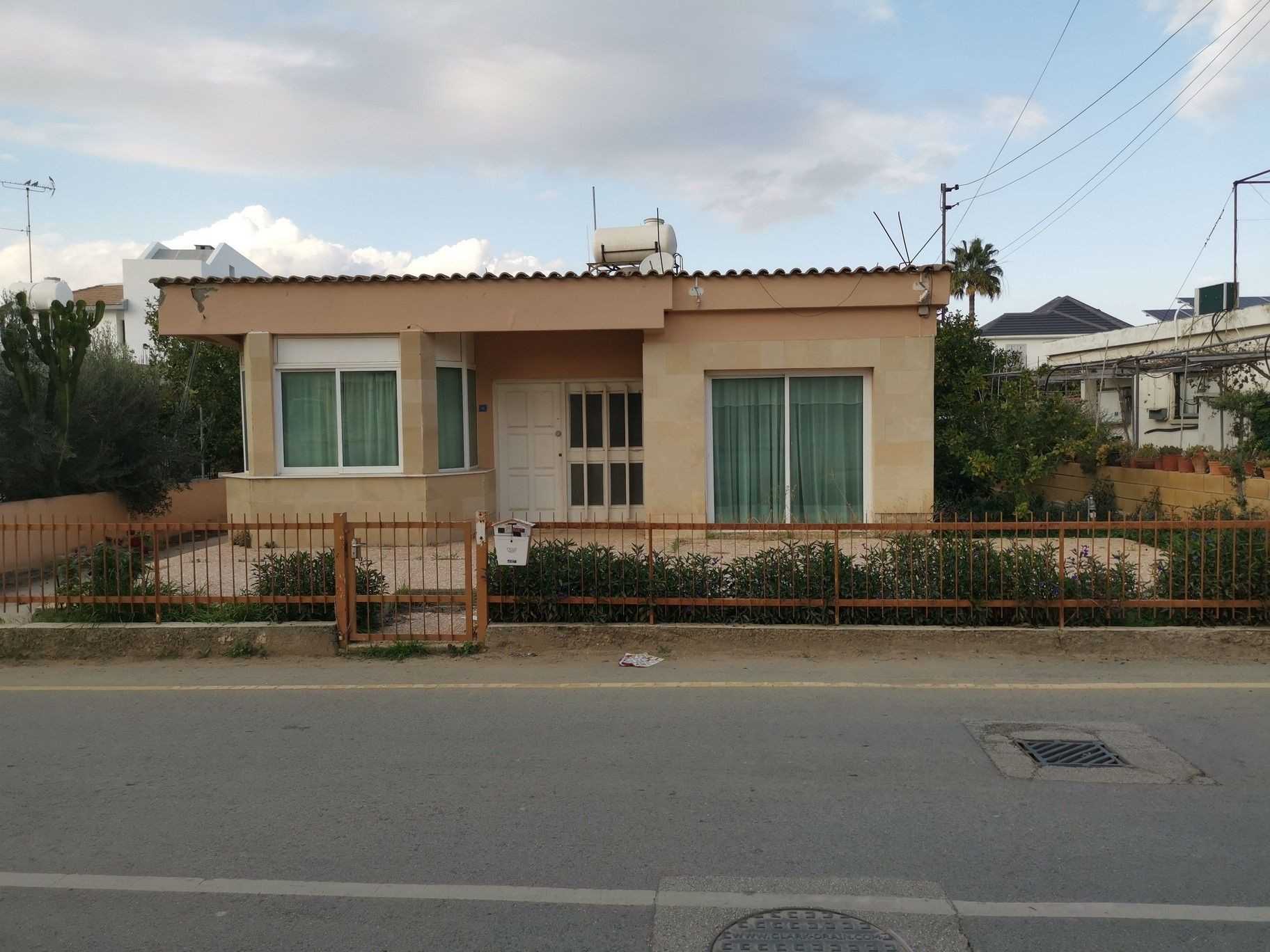 Dom w Kokkinotrimitia, Nikozja 11192647