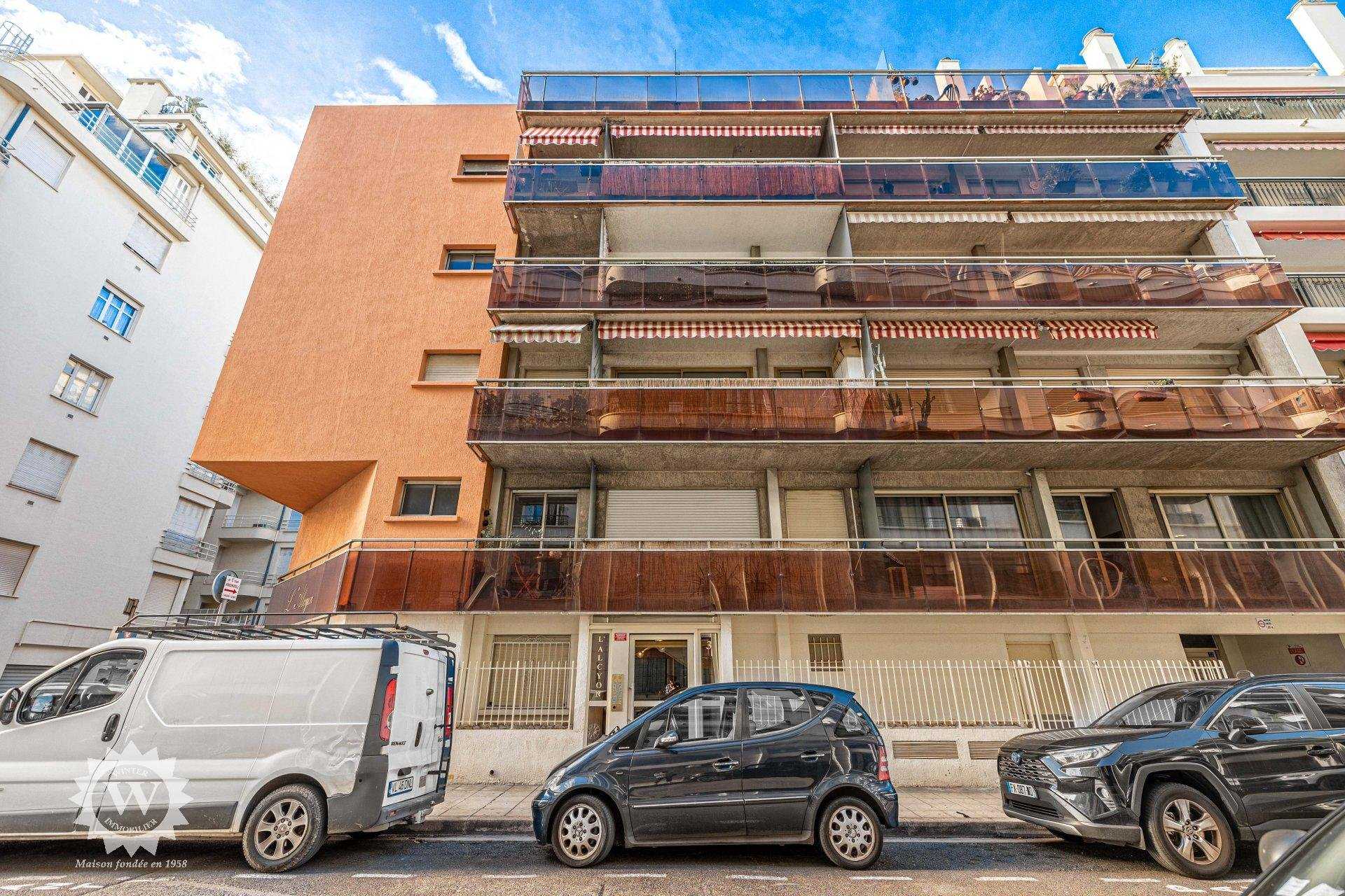 Condominium in Nice, Alpes-Maritimes 11192768