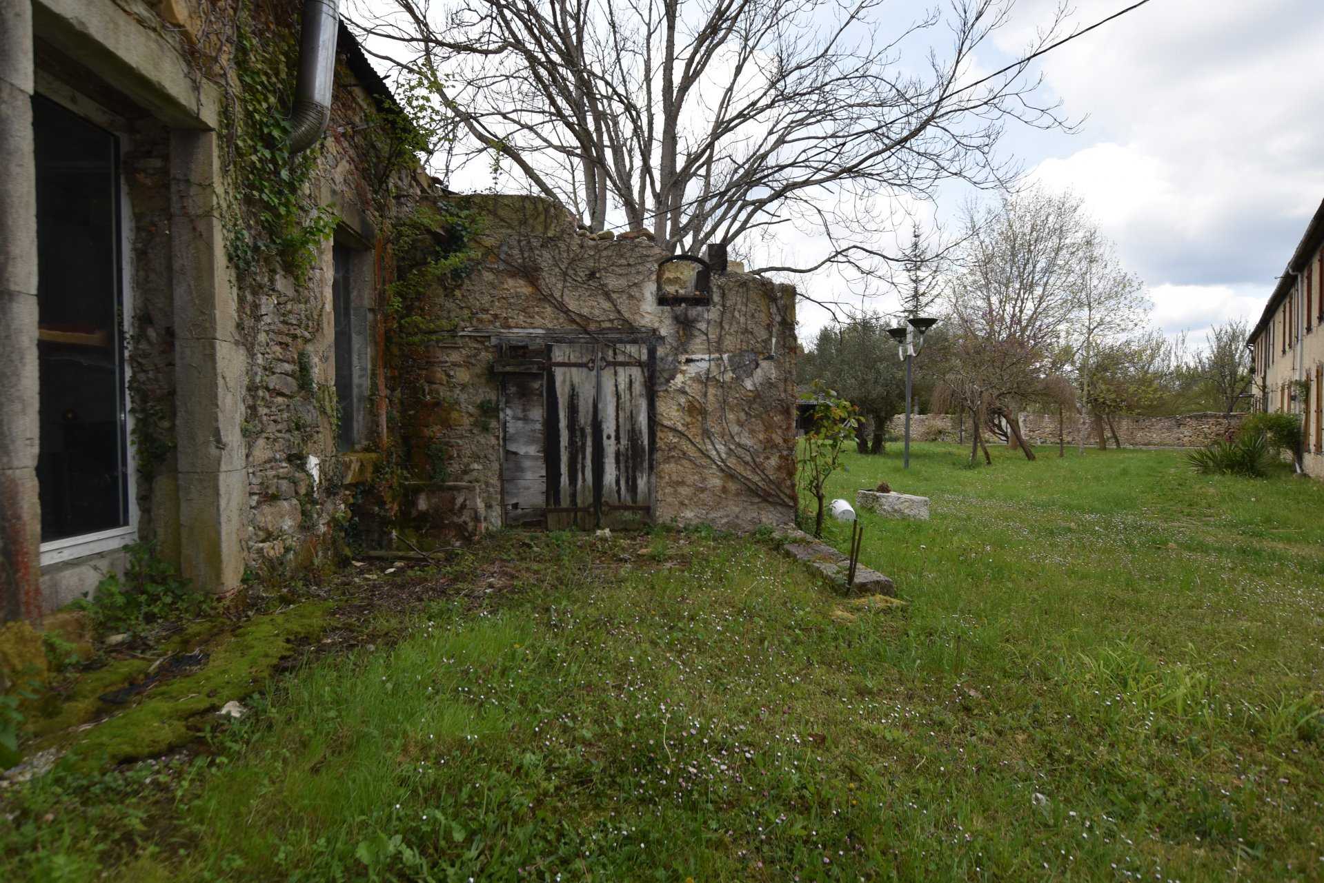 жилой дом в Sainte-Colombe-sur-l'Hers, Aude 11192773