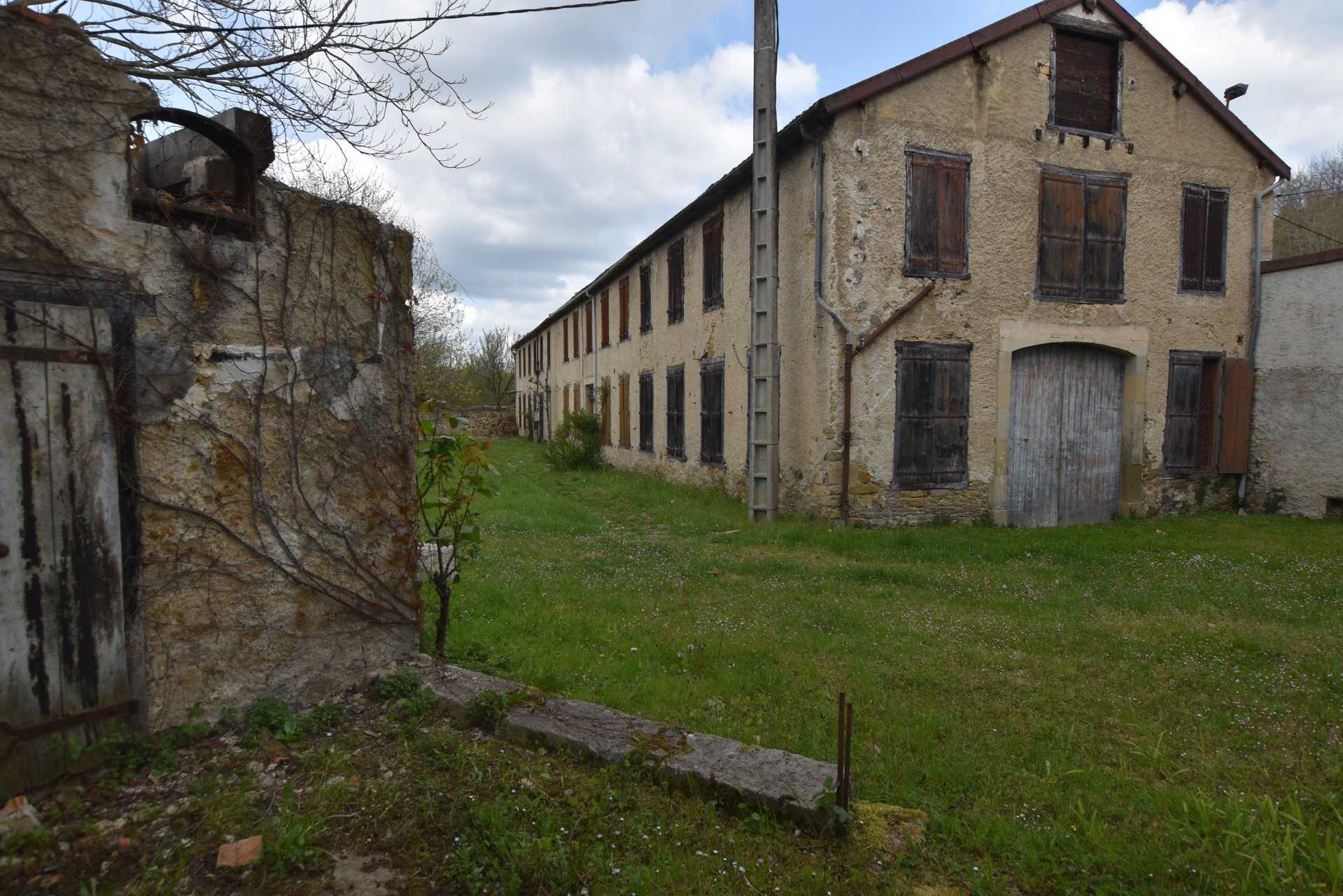Huis in Sainte-Colombe-sur-l'Hers, Occitanie 11192773