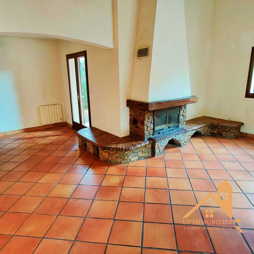 Huis in Curet, Provence-Alpes-Côte d'Azur 11192807