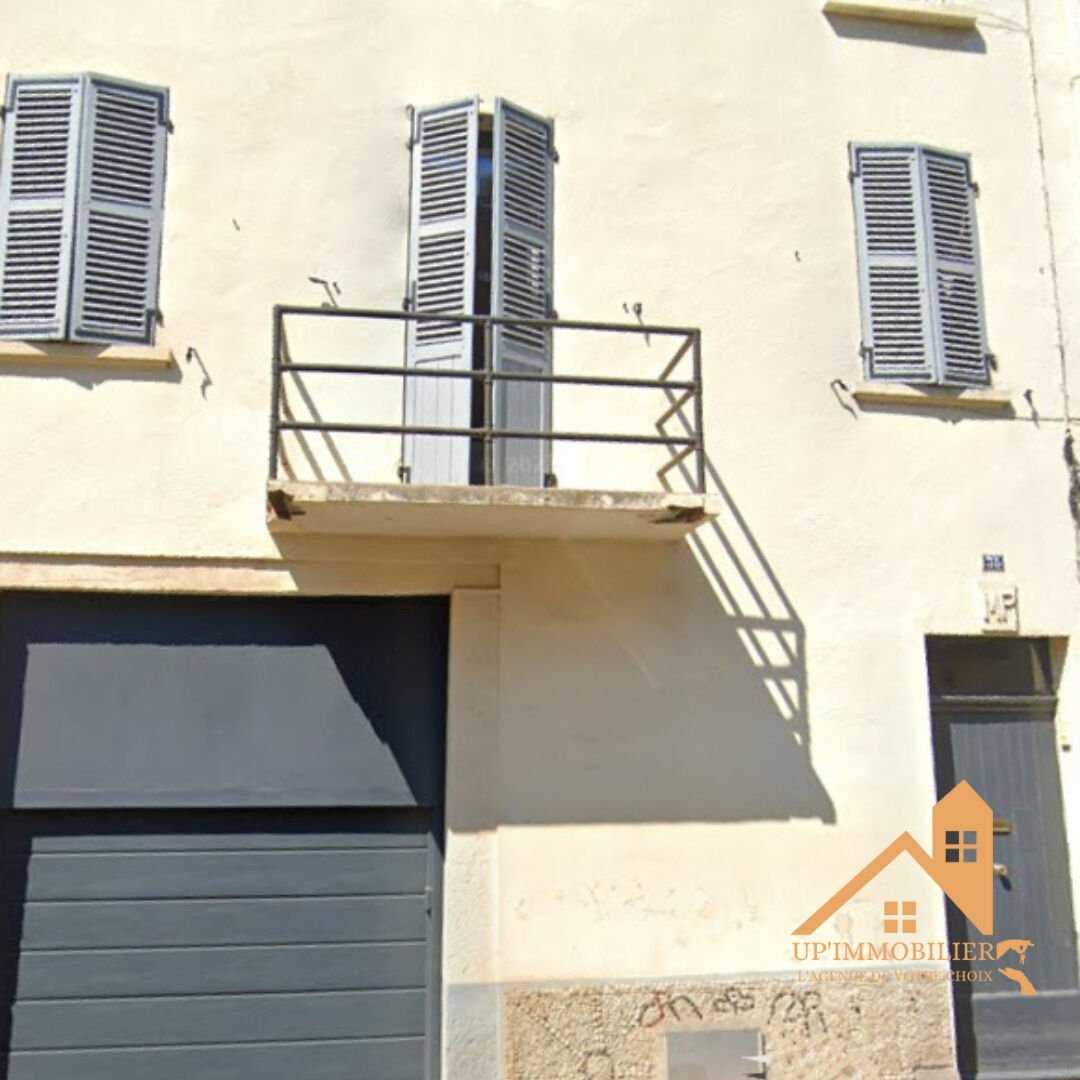 Huis in Hyères, Provence-Alpes-Côte d'Azur 11192818