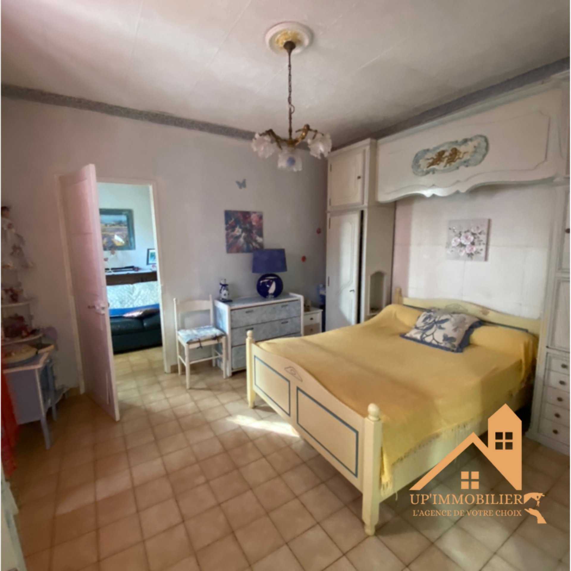 公寓 在 Saint-Jean du Var, Provence-Alpes-Cote d'Azur 11192819