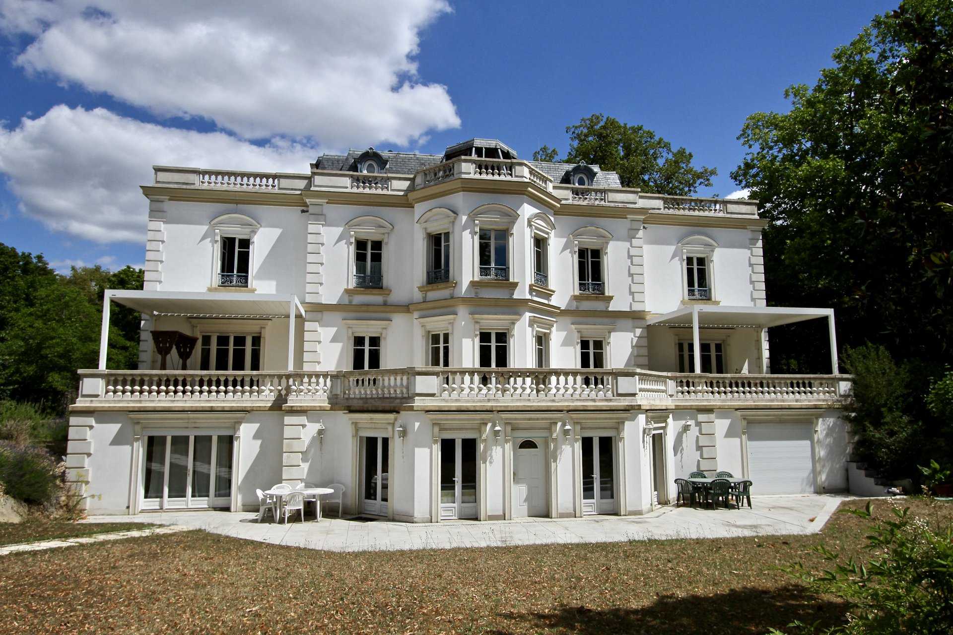 房子 在 Le Vésinet, Yvelines 11192842