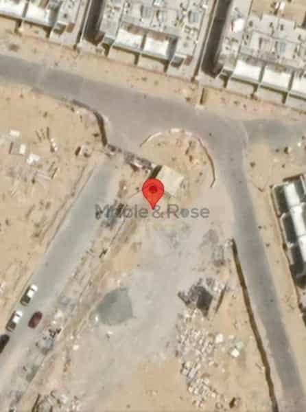 Tanah dalam `Ud al Bayda', Dubayy 11193112