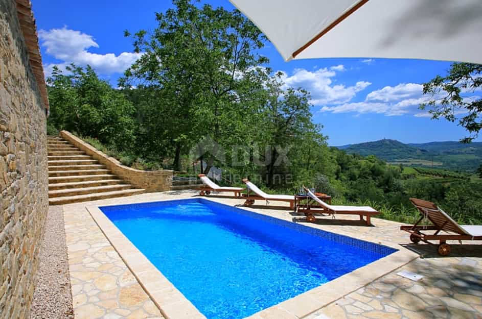 House in Oprtalj, Istarska Zupanija 11193622