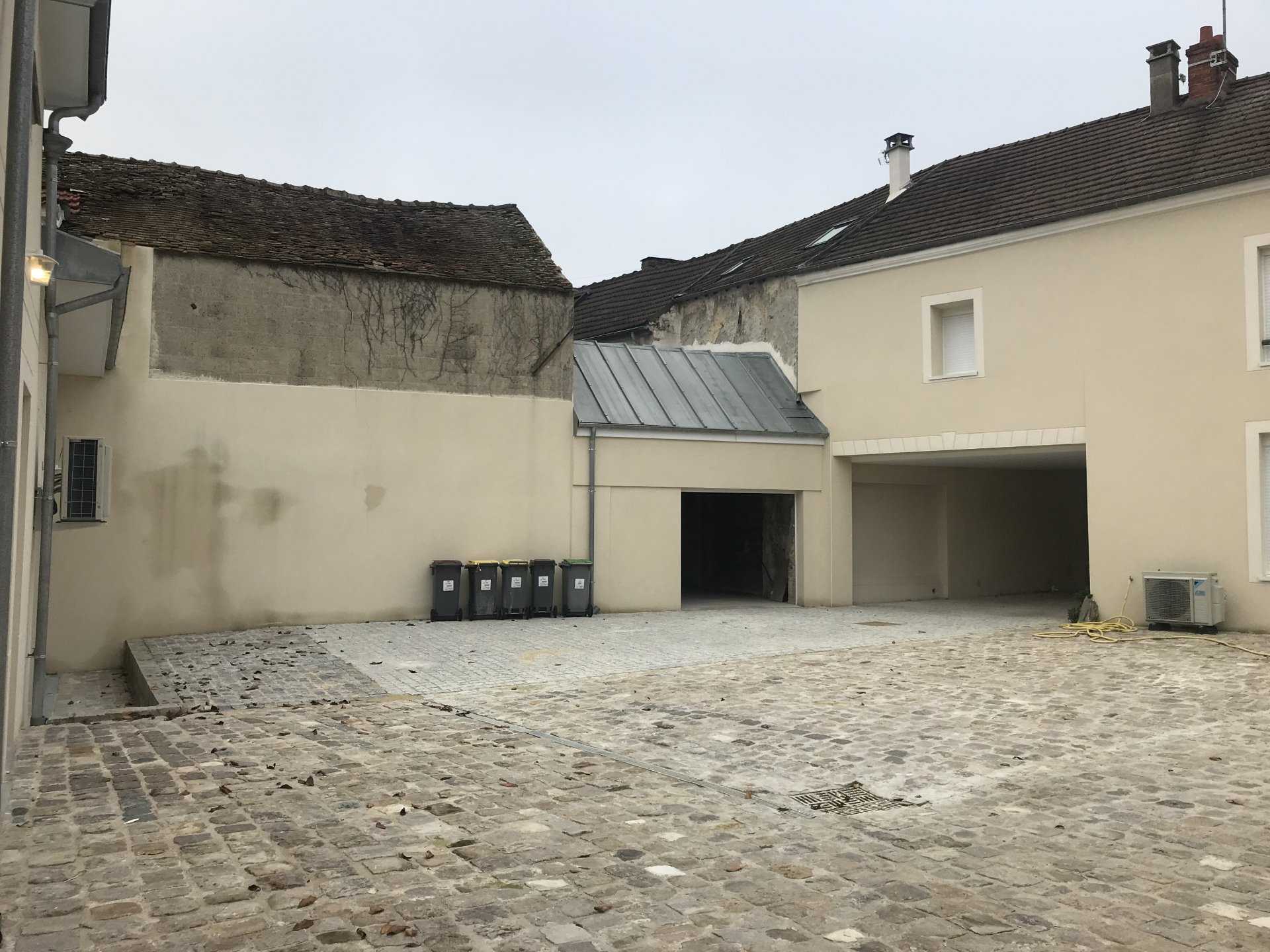 House in Frepillon, Ile-de-France 11194309