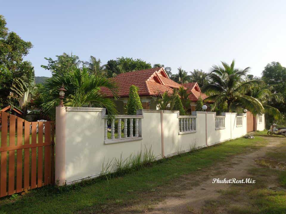House in Tambon Choeng Thale, Chang Wat Phuket 11194445