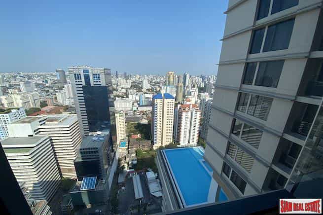 Condominium in Ban Na Song, Krung Thep Maha Nakhon 11194806