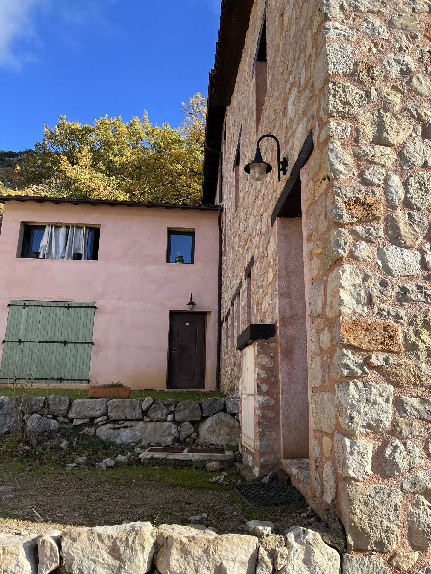 House in Sospel, Provence-Alpes-Cote d'Azur 11196553