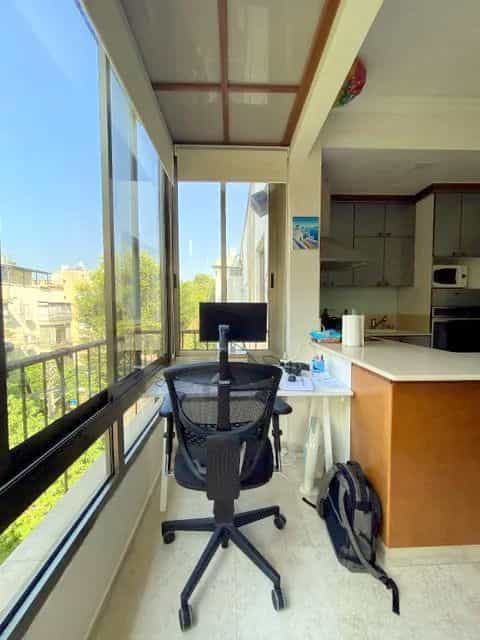 Condominium in Tel Aviv Port, Nakhum Sokolov Street 11196656