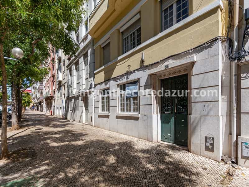 Condominium in Lisbon, Lisboa 11196773