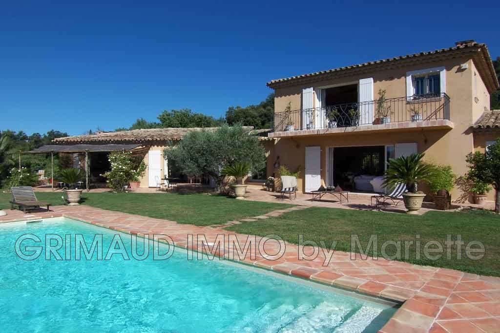 House in Grimaud, Provence-Alpes-Cote d'Azur 11197034