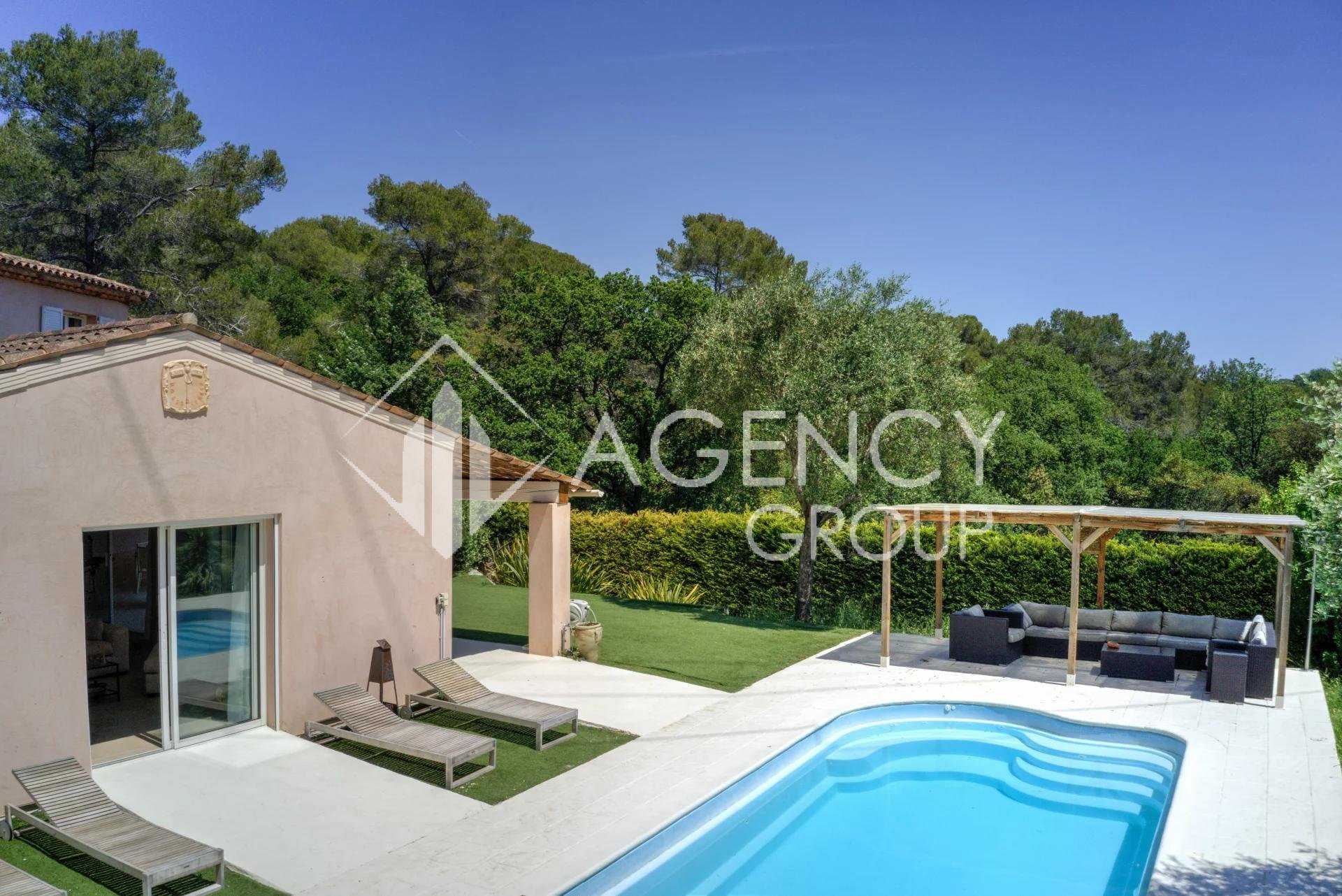 casa no Mougins, Provença-Alpes-Costa Azul 11197247