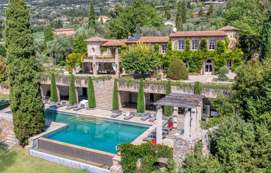 House in Cabris, Provence-Alpes-Cote d'Azur 11197452